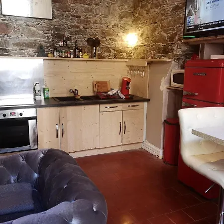 De 2 Chambres Avec Jardin Clos Et Wifi A Bastia * باستيا